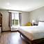 ECHO Suites Extended Stay by Wyndham Dallas Plano/Frisco