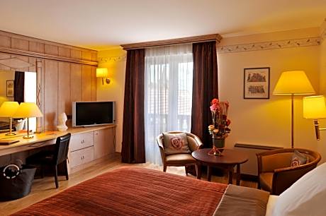 Large Double Room with Spa Access