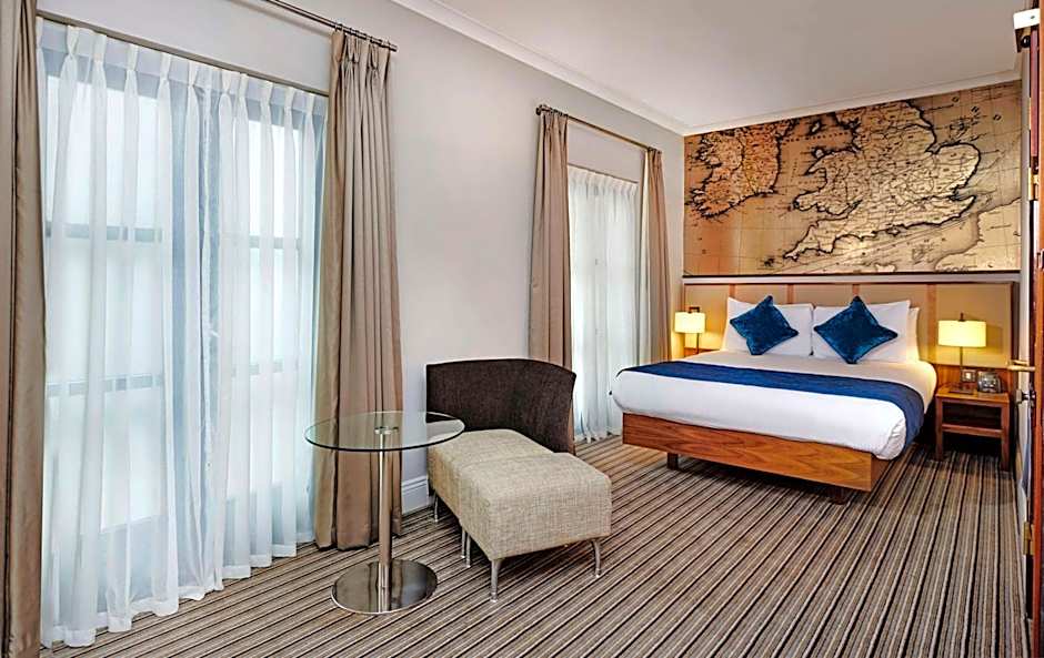 a&o London Docklands Riverside