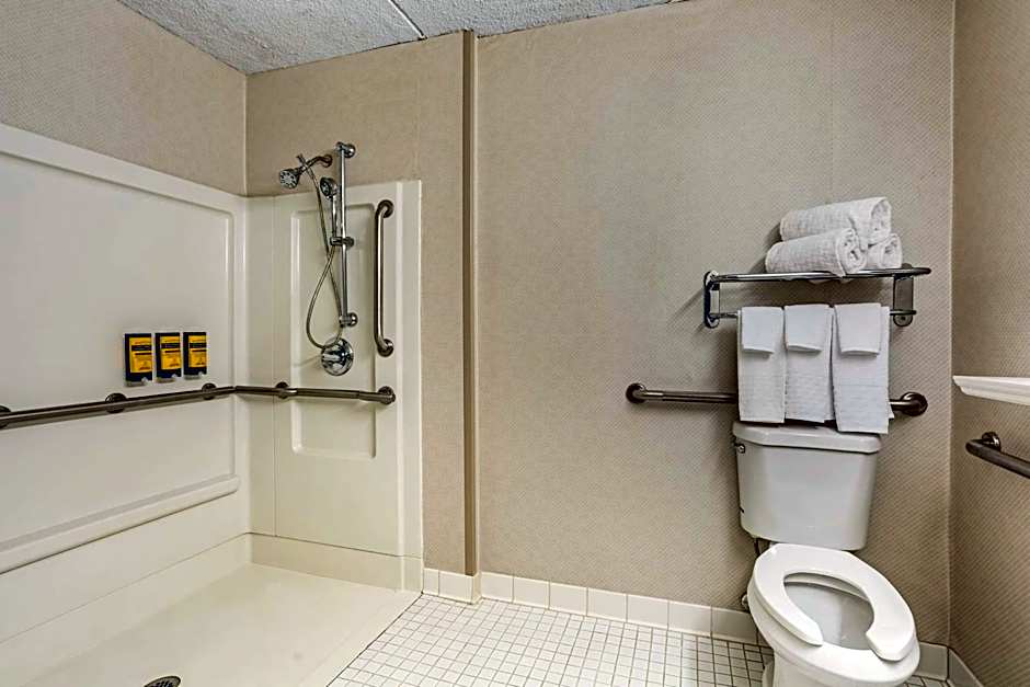 Best Western Plus Kingston Hotel And Conference Center