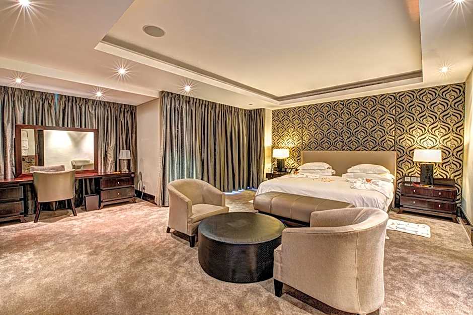 Royal Marang Hotel