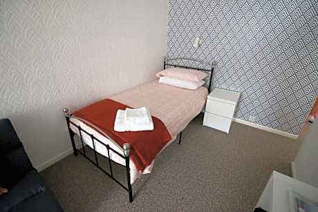 Triple Room with Private Bathroom