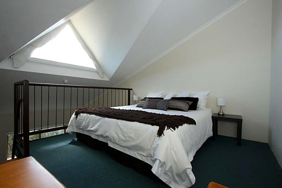 Summit Ridge Alpine Lodge