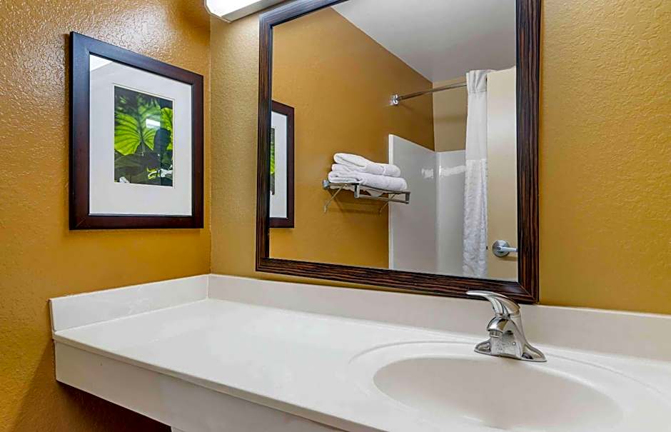 Extended Stay America Select Suites - Tampa - North - USF - Attractions