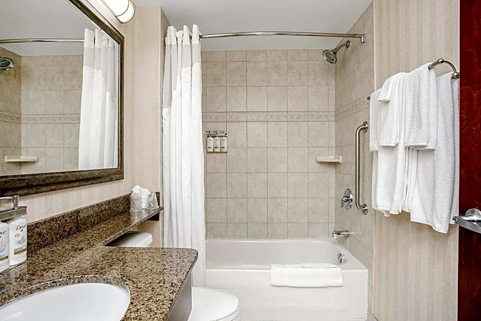 Holiday Inn Express & Suites Whitecourt By IHG