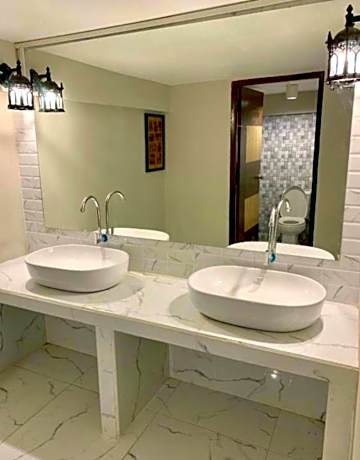 Standard Double Room with Shared Bathroom