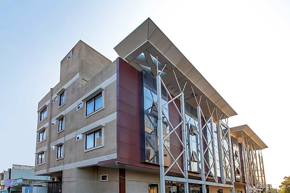 Capital O 3222 Swan Paradise