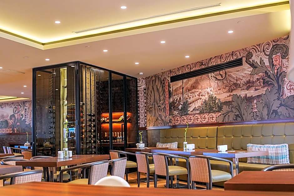 Almira Hotel Thermal Spa & Convention Center