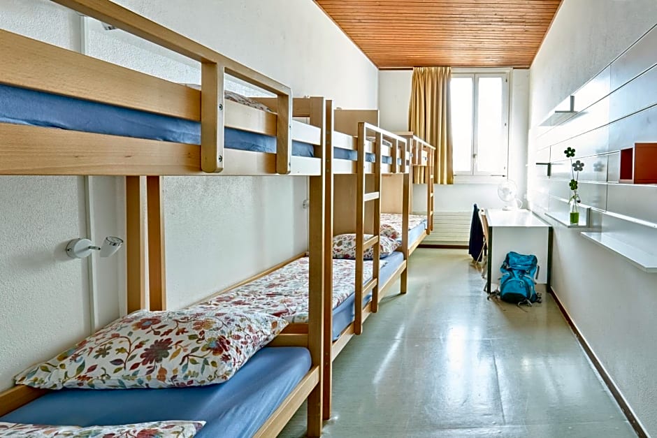 Ostello Montebello - Bellinzona Youth Hostel
