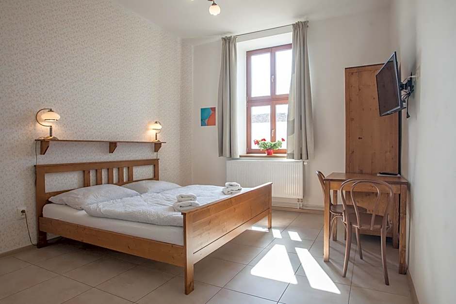 Penzion a restaurace U Hájků