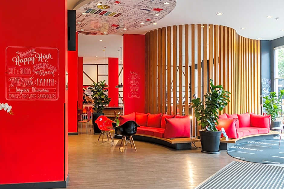 Ibis Blumenau