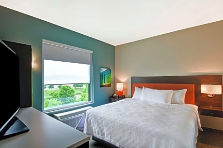 King Suite - Hearing Access/Non-Smoking