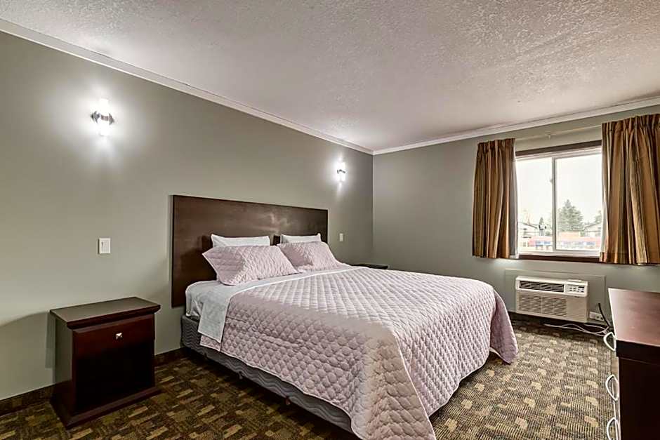 Airport Traveller's Inn