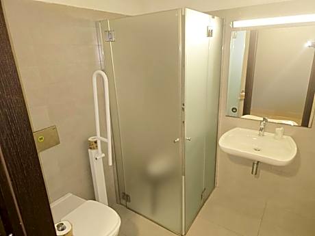 Twin Room - Disability Access
