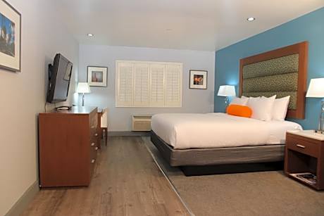 One Room Suite with Living room - Non Smoking