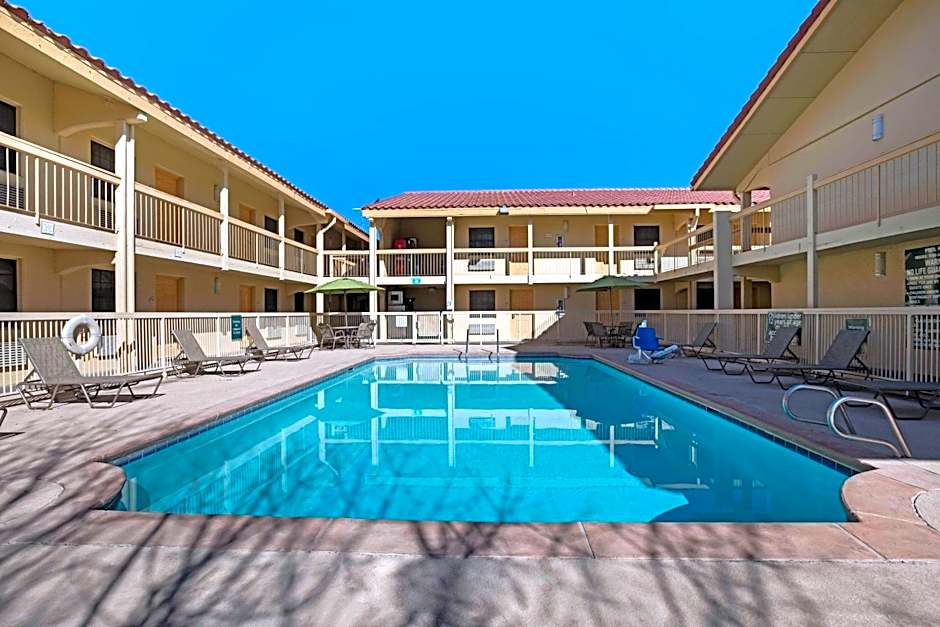 La Quinta Inn & Suites by Wyndham El Paso Lomaland