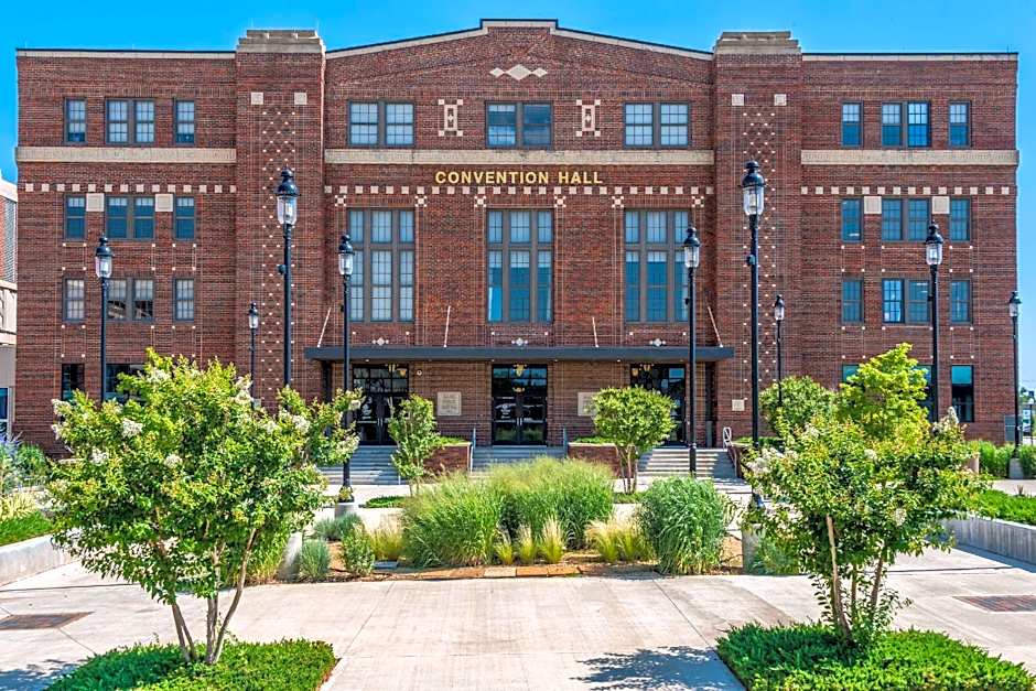 Super 8 by Wyndham Enid