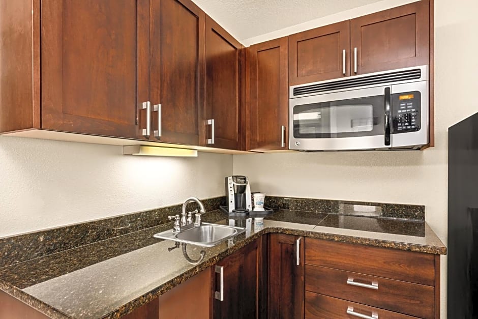 Holiday Inn Express Portland SE - Clackamas Area by IHG
