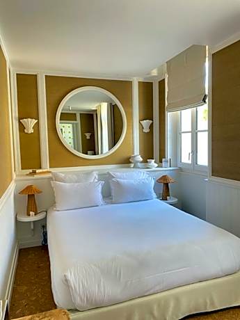 Deluxe Room with Terrace