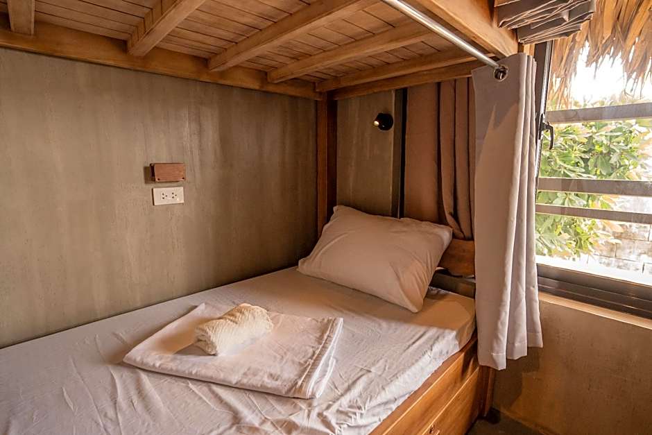 The Circle Hostel La Union