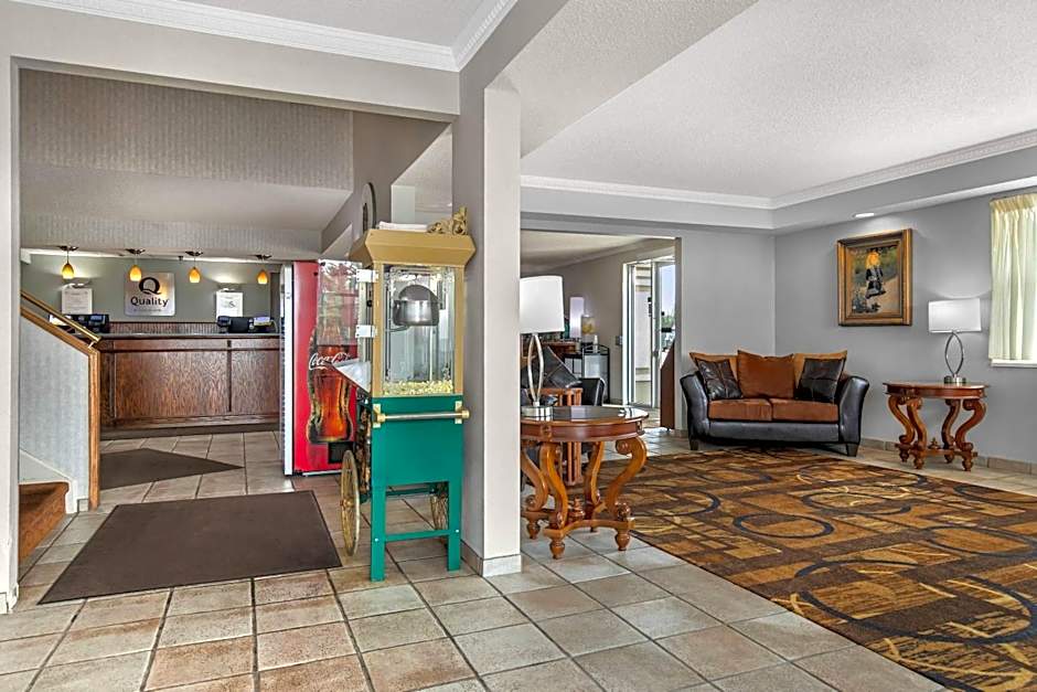 Quality Inn & Suites Manistique