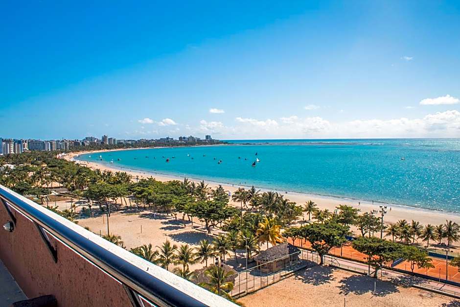 Pajuçara Praia Hotel