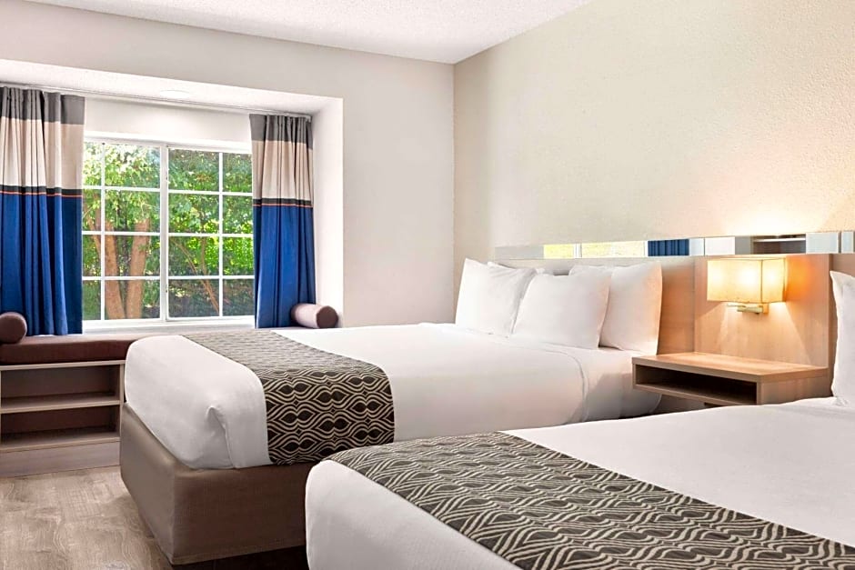 Microtel Inn & Suites By Wyndham Florence/Cincinnati Airport