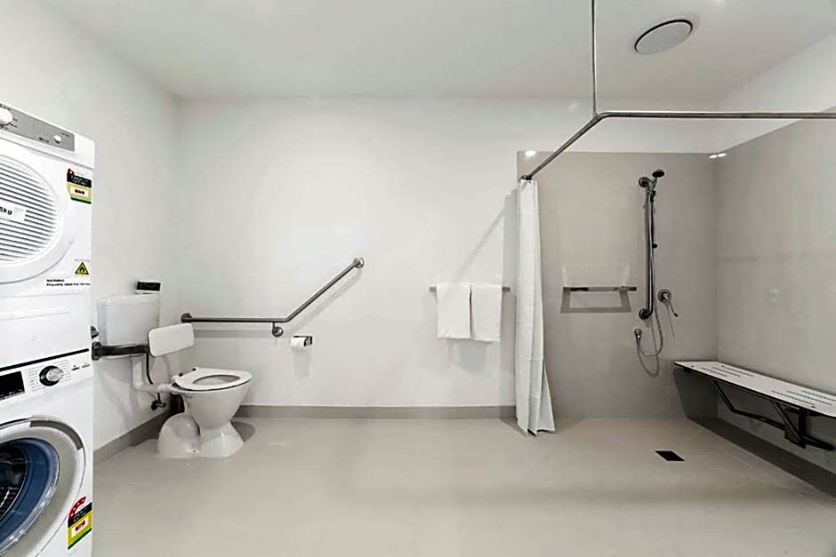 Whitehorse Apartments Hotel