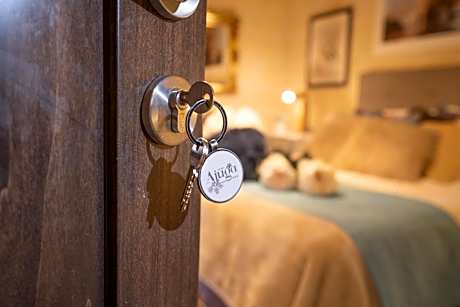 Double Room with Private External Bathroom