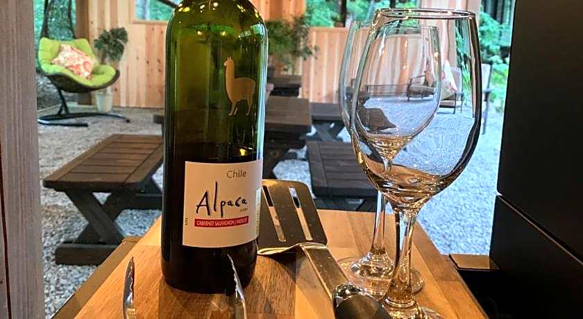 Kizuna Lodge & BBQ Centre