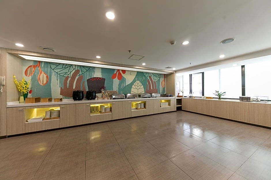 Hanting Hotel (Guangzhou Beijing Rd, Tianzi Pier)