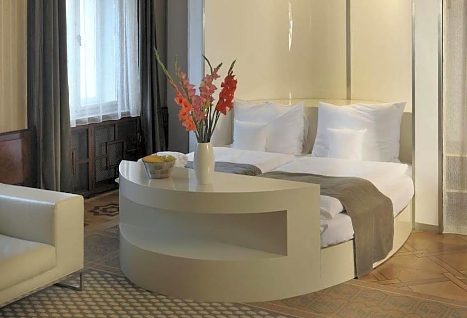 Photo 1 of 1 of Suite