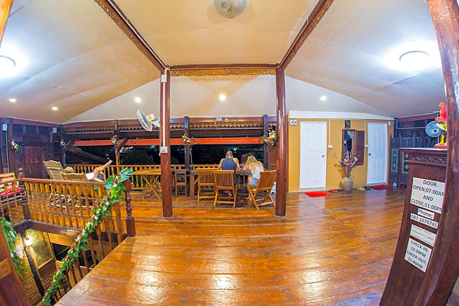 Baan Are Gong Riverside Homestay