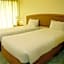 Golden Land Hotel