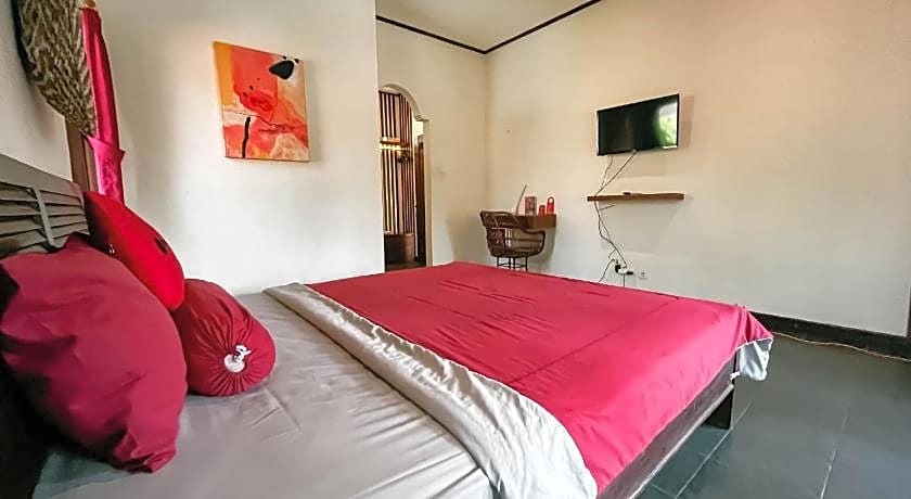 RedDoorz Plus near Seminyak Square