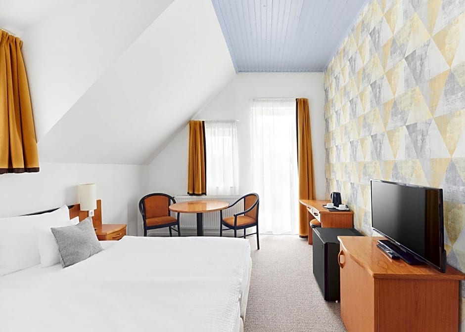 Lorelei Pension Adults Only