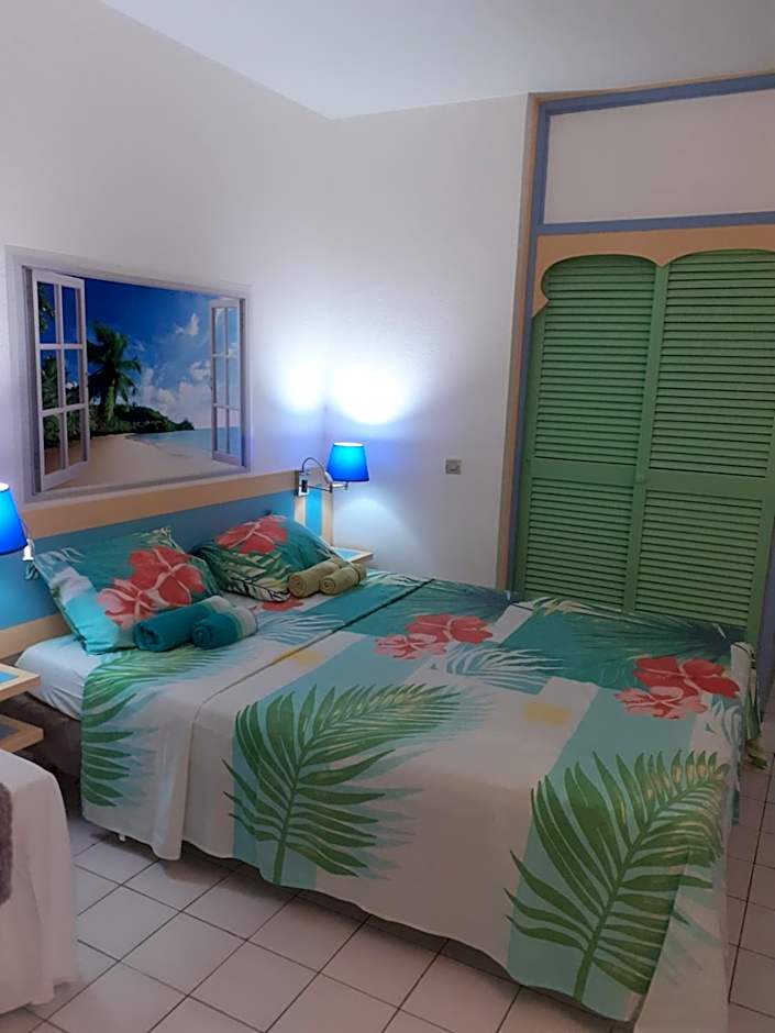 Jolie studio vue mer