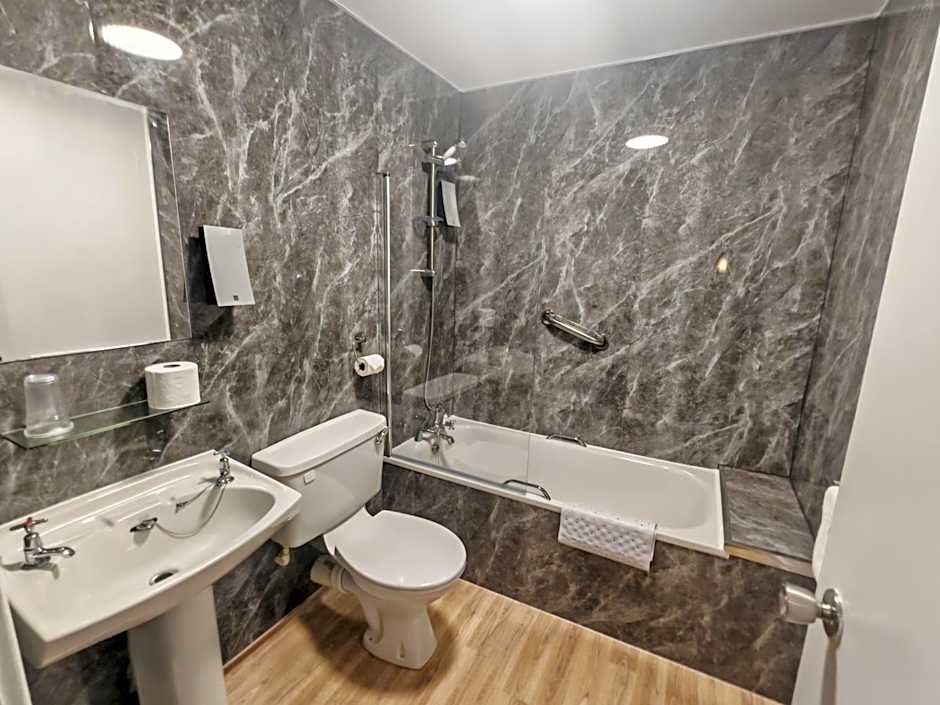 The Caledonian Thistle Hotel