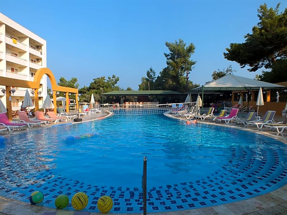 Tuntas Family Suites Kusadasi