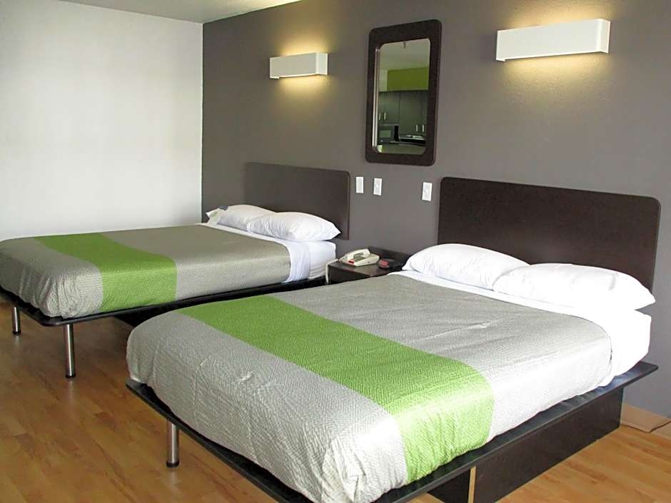 Studio 6-Alexandria, LA