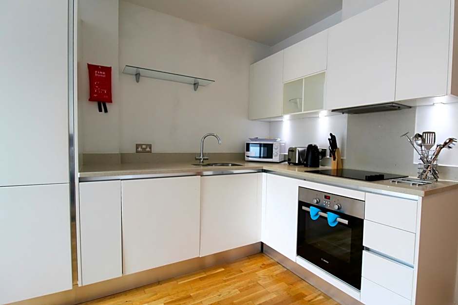 Tooley Street Apartments by Viridian Apartments