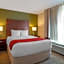 Comfort Inn & Suites Salem Northeast