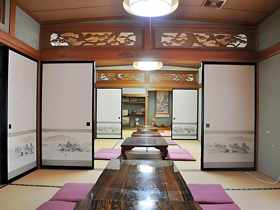 Oshuku Onsen Minshuku Sakaeya