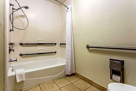 Standard Double Room - Disability Access/Non-Smoking
