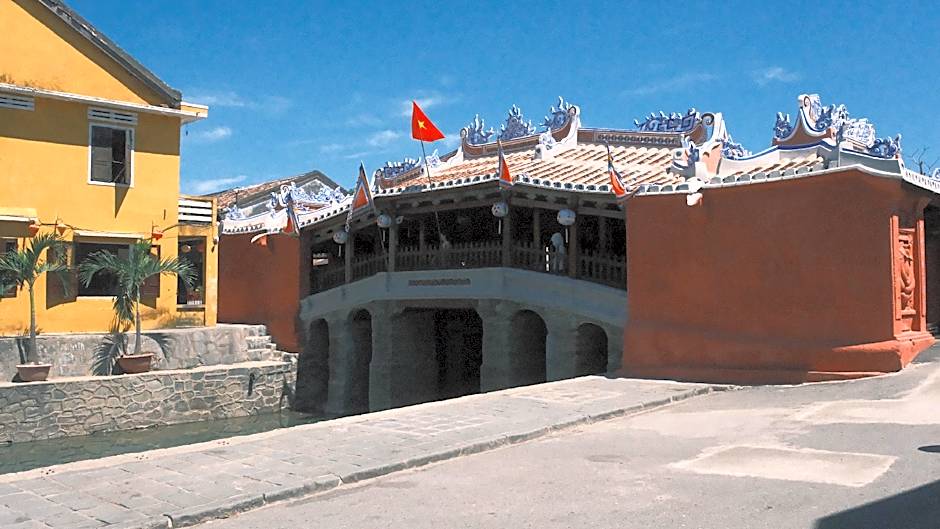 Hoi An Canal House Riverside by Haviland