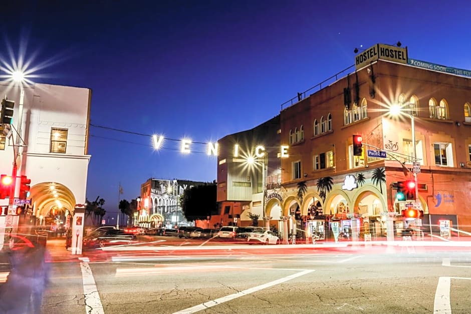 Venice on the Beach Hotel