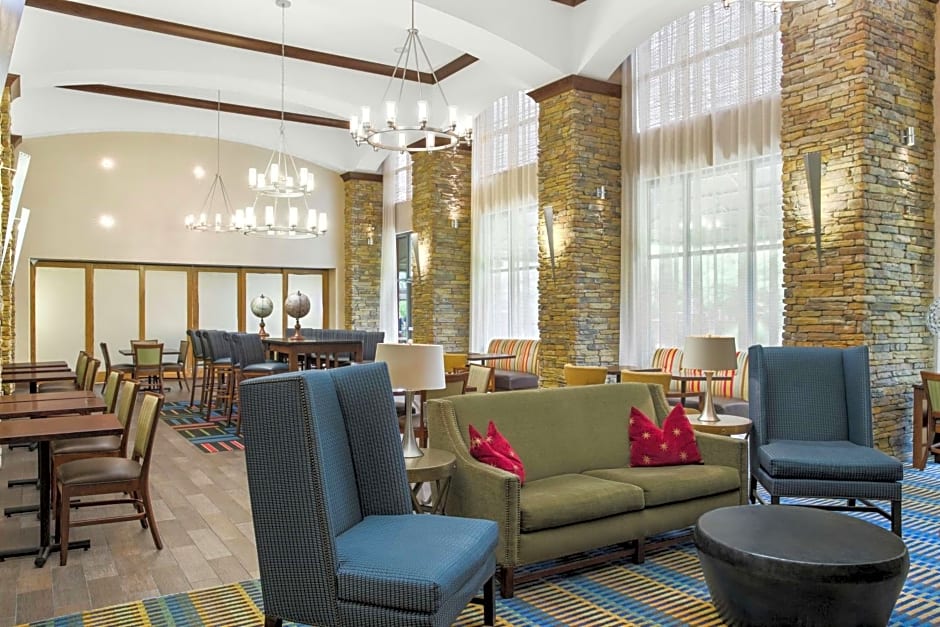 Hampton Inn By Hilton Columbus South Fort Moore