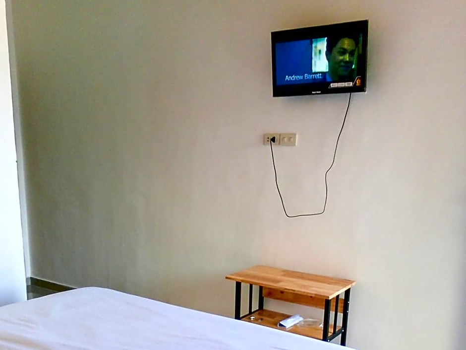 RedDoorz @ Sihole Paradise Inn Parbaba