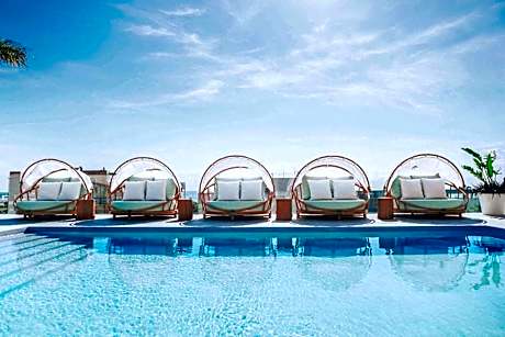 CALIXTA Hotel