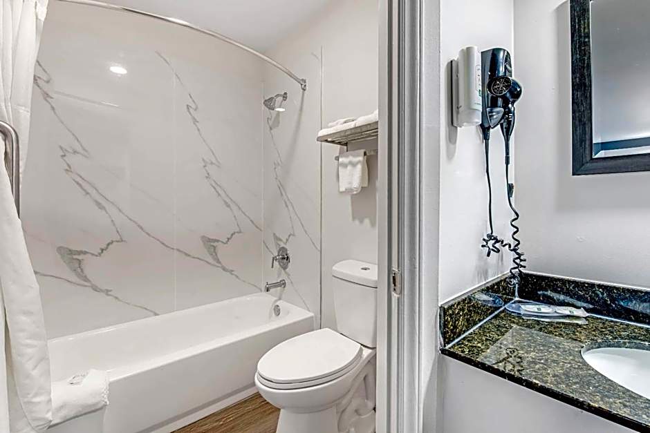 Quality Inn Laurinburg